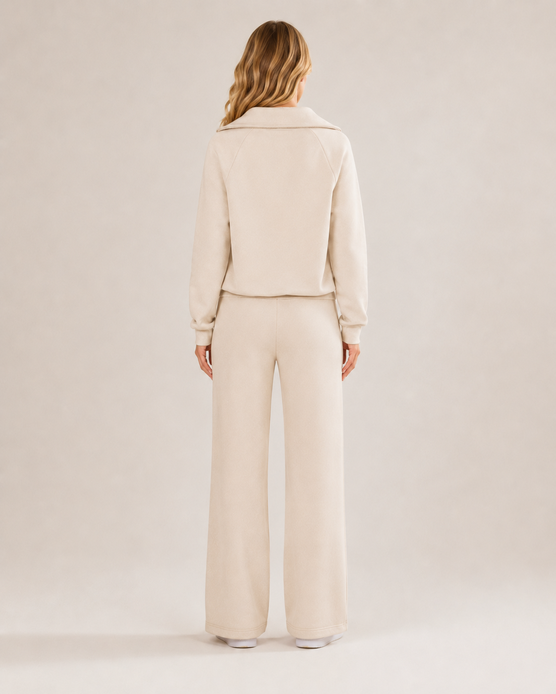 Damski Komplet Loungewear z Bluzą i Spodniami Dresowymi