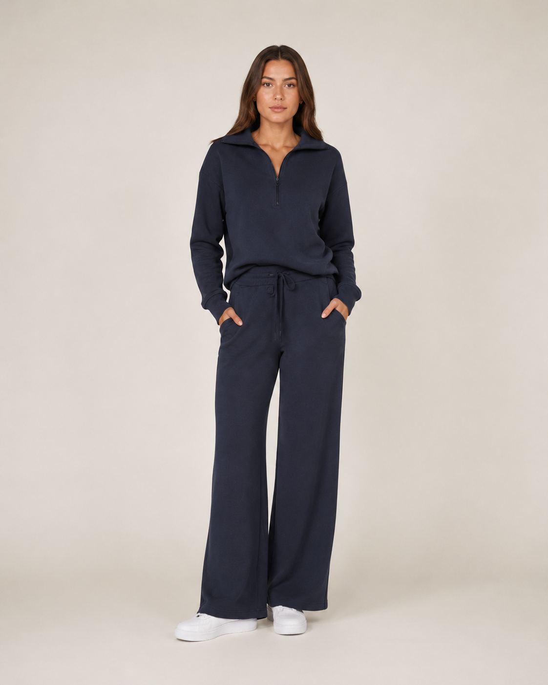 Damski Komplet Loungewear z Bluzą i Spodniami Dresowymi