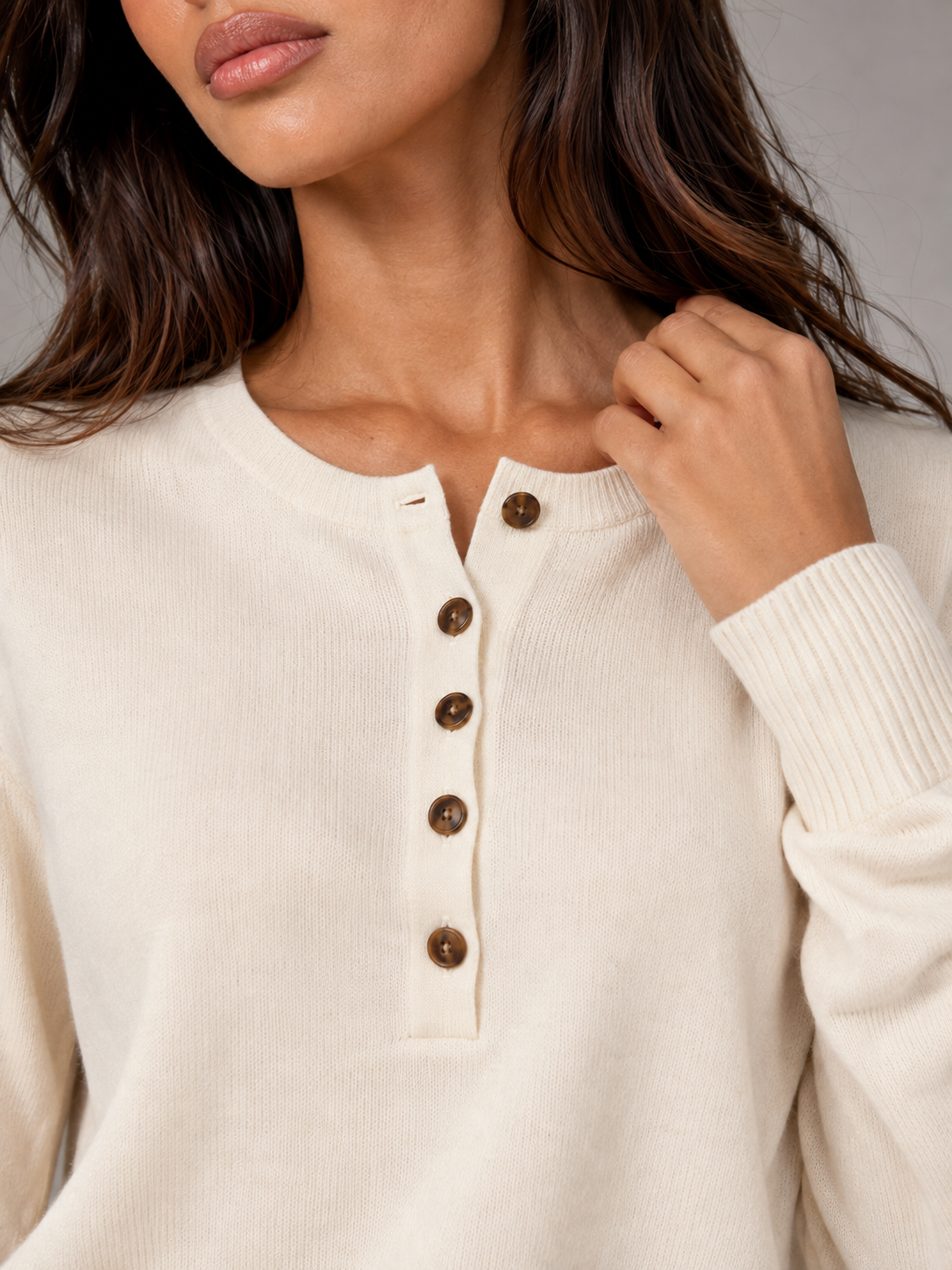 Damski Sweter Henley z Zapięciem na Guziki