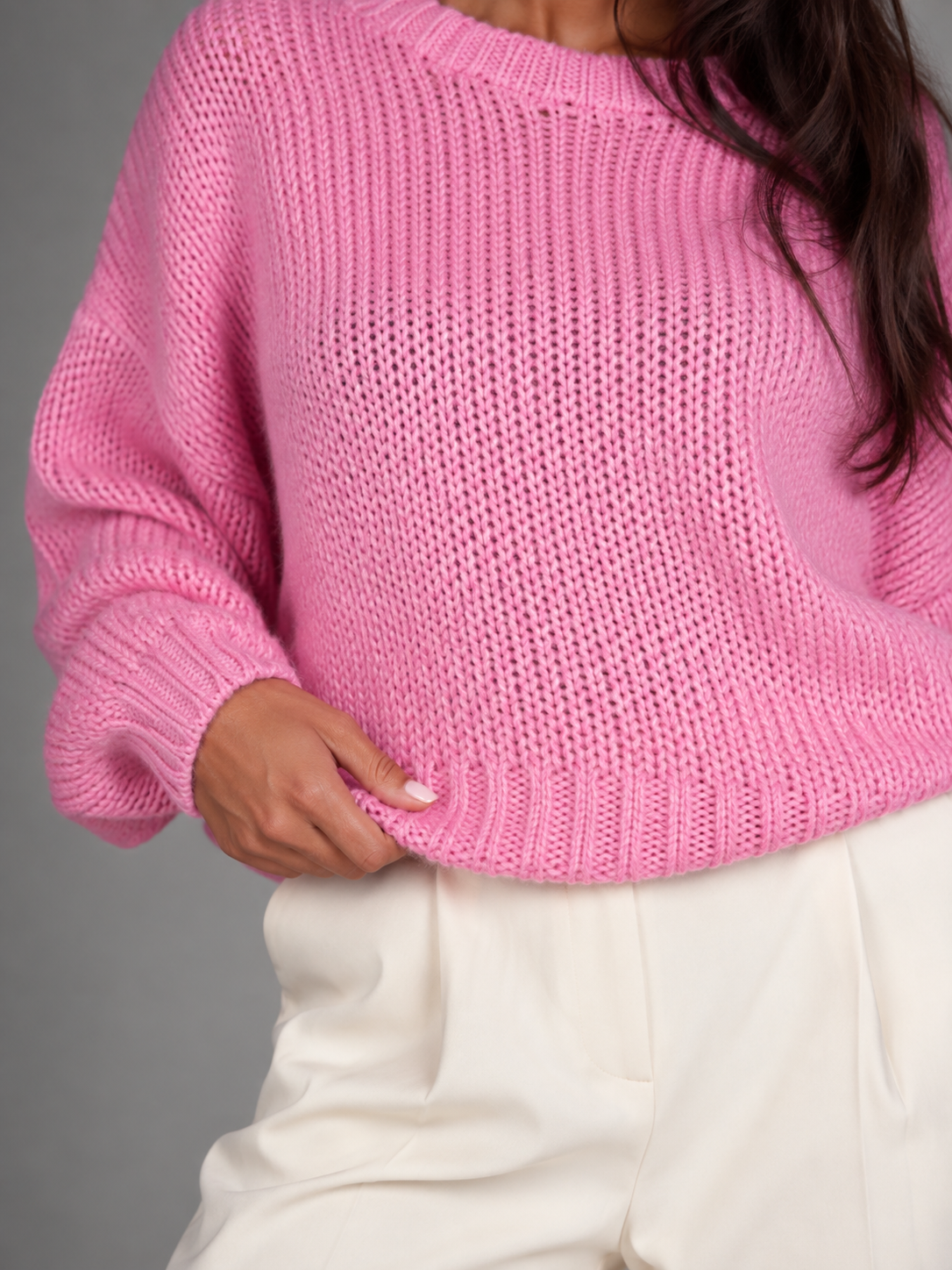 Damski Gruby Sweter Oversize z Okrągłym Dekoltem Różowy